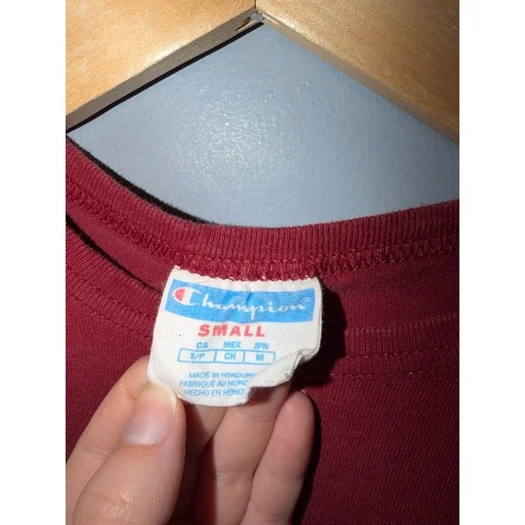 Champion Mens Maroon Burgundy Short Sleeve Script Logo T-Shirt Small - Picture 5 of 5